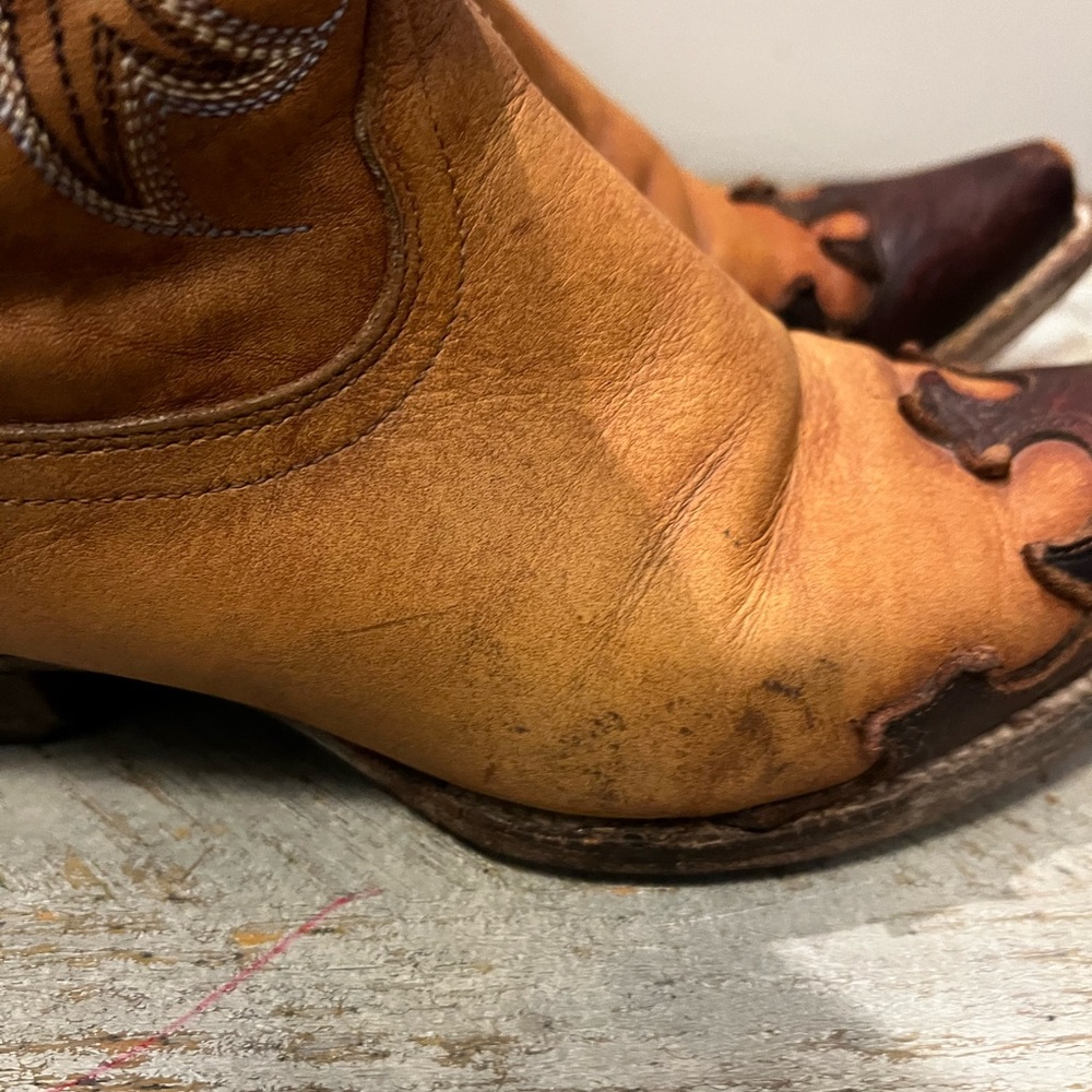 Tony Lama Two-Tone Tan and Dark Brown Western Heeled Cowboy Boots - Picture 12 of 14